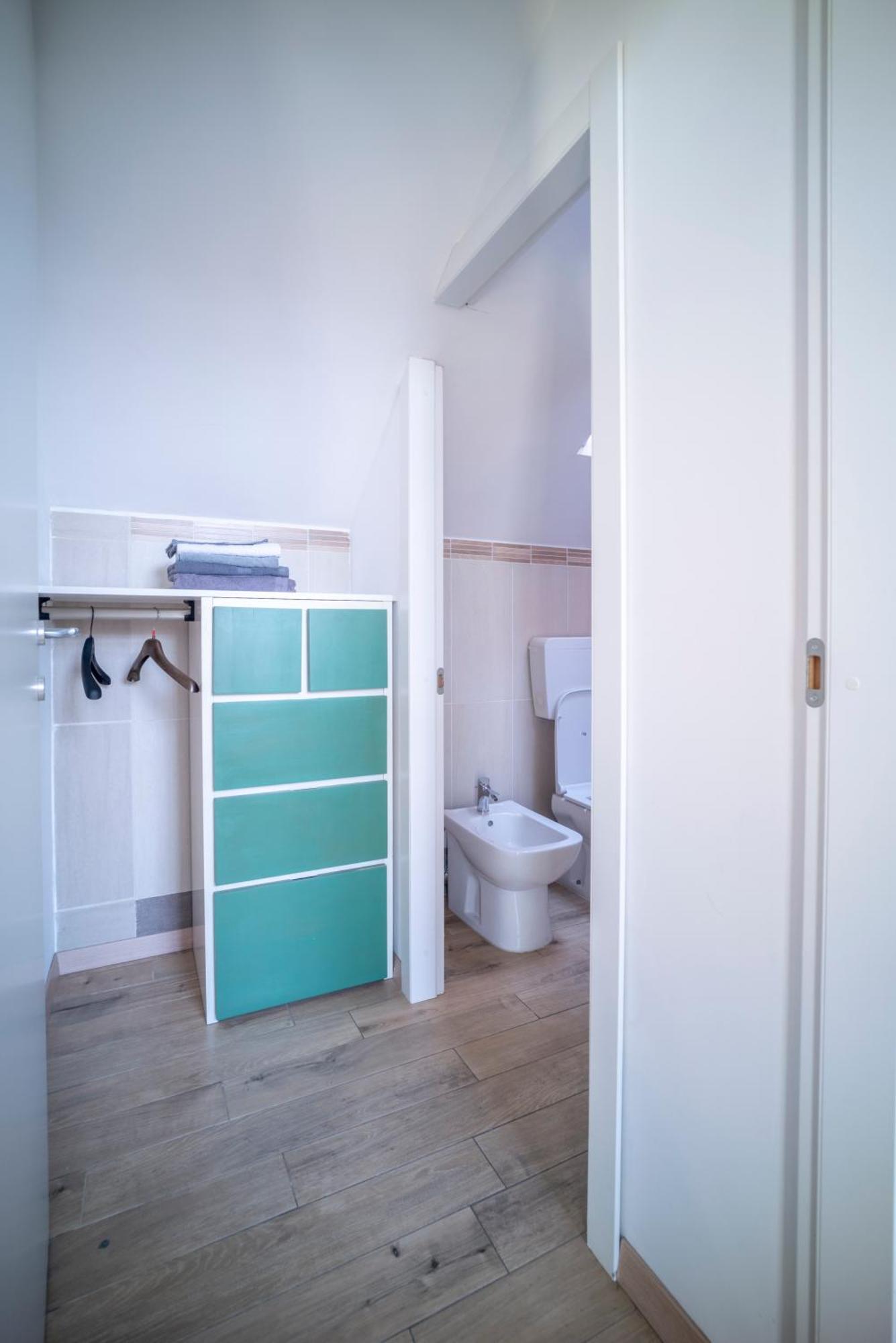 Flat With Terrace Close To Forum And Milanofiori Metro アッサーゴ エクステリア 写真