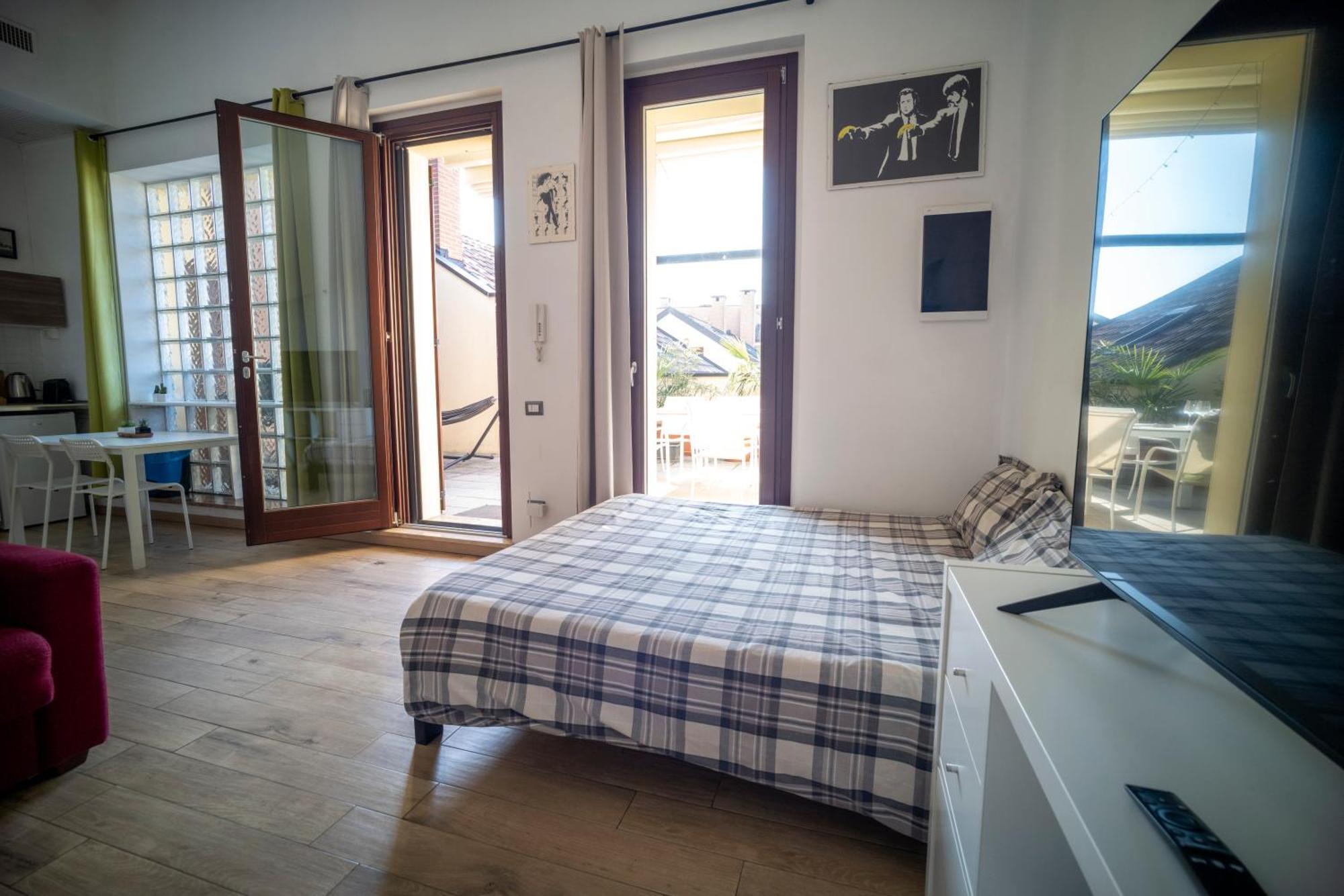 Flat With Terrace Close To Forum And Milanofiori Metro アッサーゴ エクステリア 写真